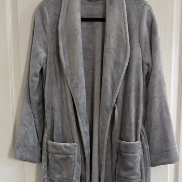 Shawl Collar Plush Gray Robe Sz Small NWOT - Picture 3 of 6